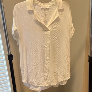 NWT Jane + Delancey Cuff Short Sleeve Shirt. Medium